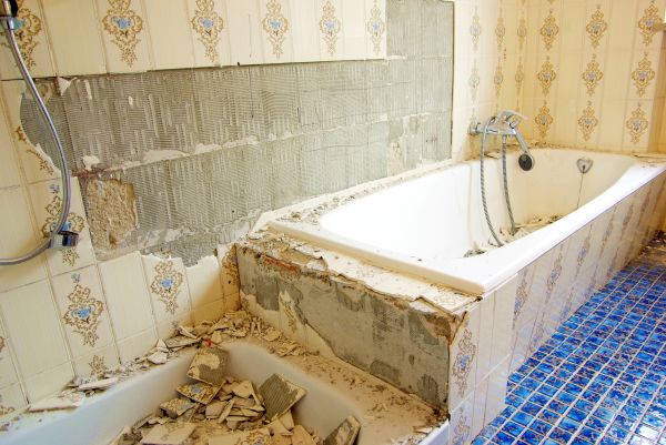 Bathtub Demolition in Gary